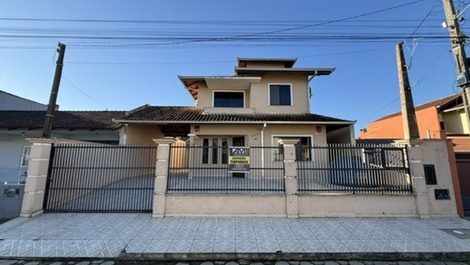Casa para alquilar en São Francisco do Sul - Enseada