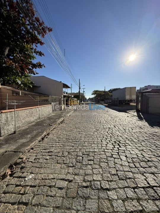 Apartamento para aluguel de temporada em São Francisco do Sul (Enseada)