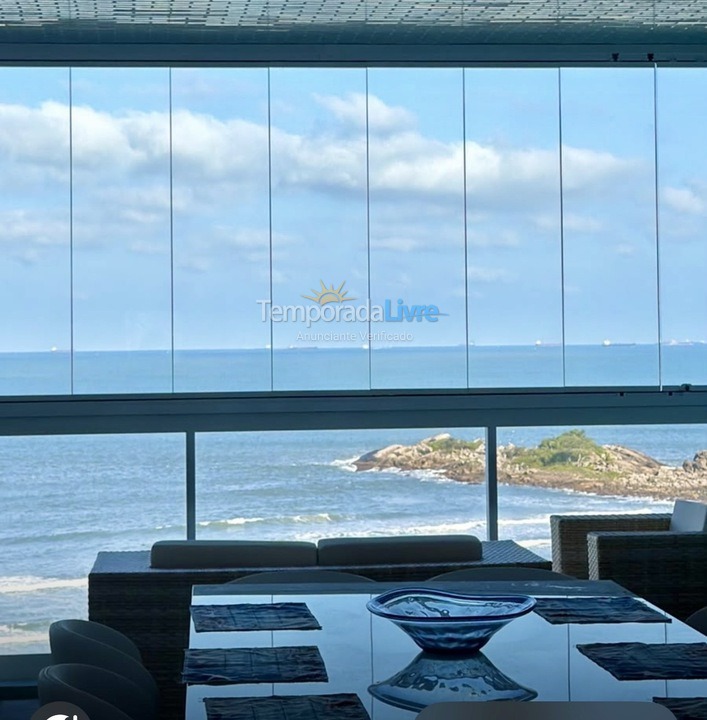 Apartment for vacation rental in Guarujá (Pitangueiras)