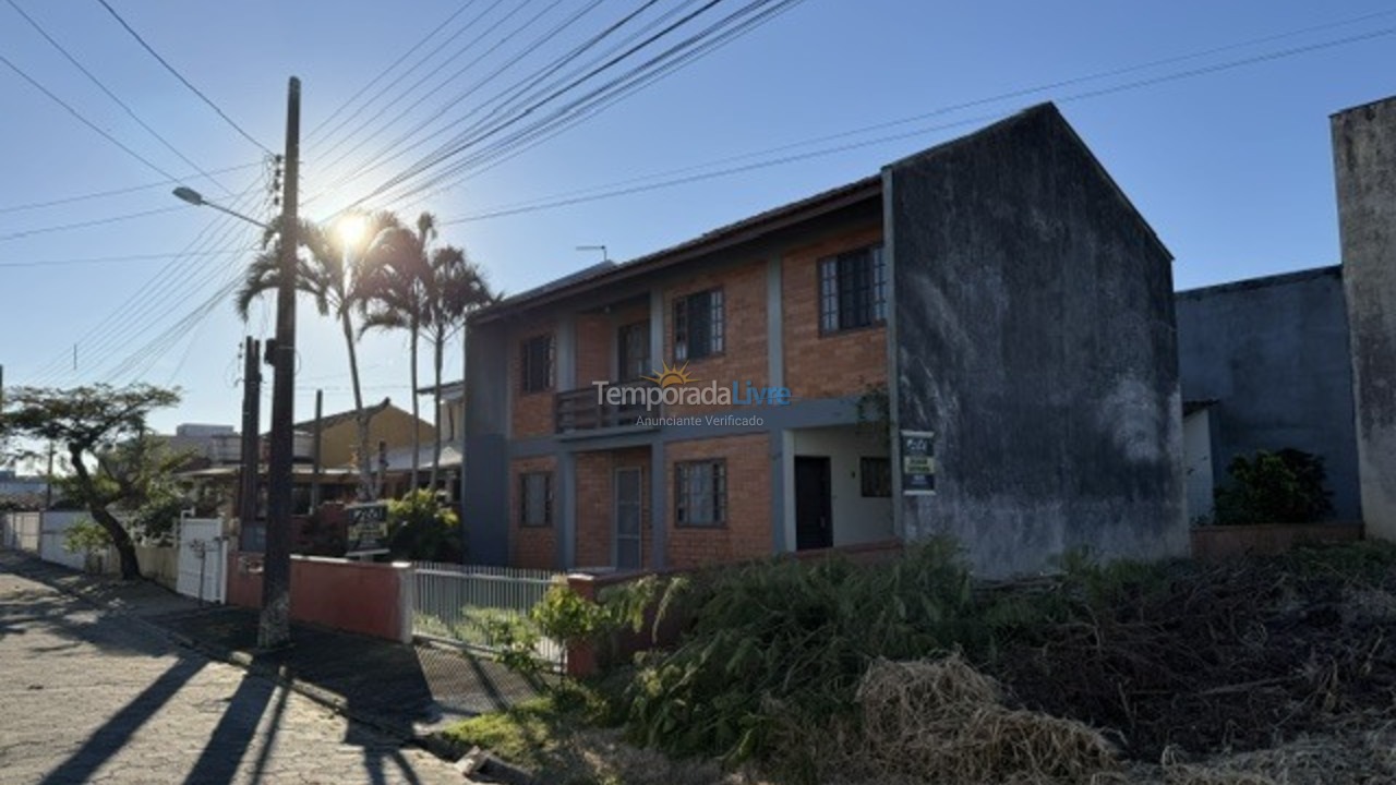 Casa para aluguel de temporada em São Francisco do Sul (Enseada)