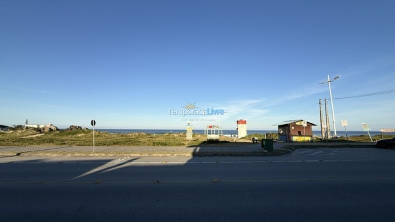 Casa para aluguel de temporada em São Francisco do Sul (Praia Grande)