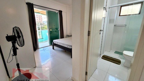 Suíte de casal com ar condicionado 