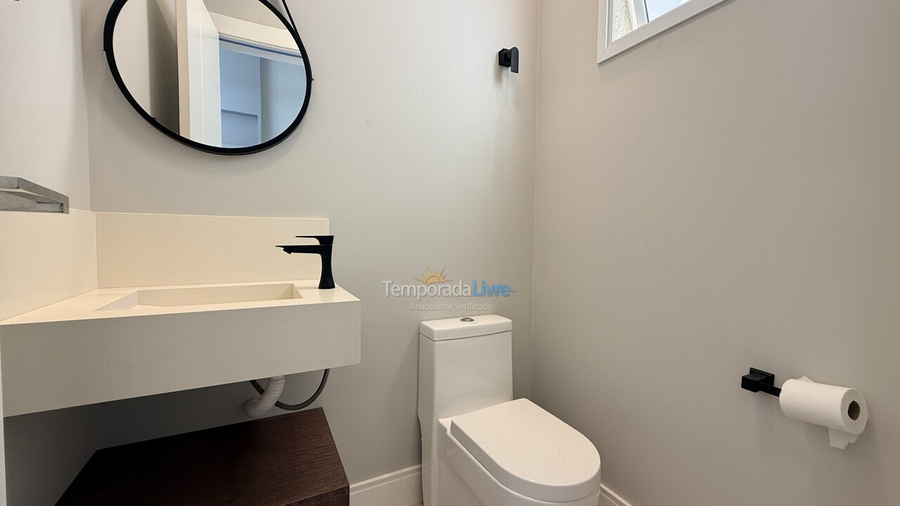 Apartamento para alquiler de vacaciones em Bombinhas (Praia de Bombas)