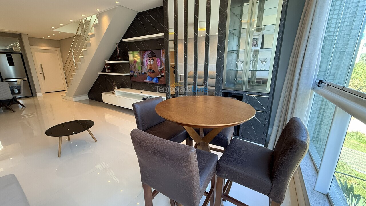 Apartamento para alquiler de vacaciones em Bombinhas (Praia de Bombas)