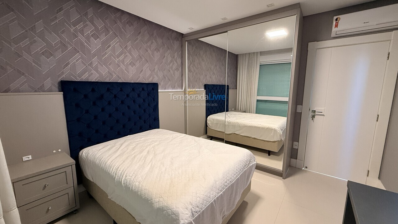 Apartamento para alquiler de vacaciones em Bombinhas (Praia de Bombas)