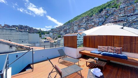 HR.147T · Penthouse with deck for 6 people in Copacabana