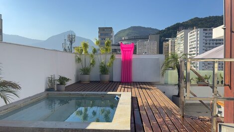 Cobertura duplex com 3 suites em Ipanema