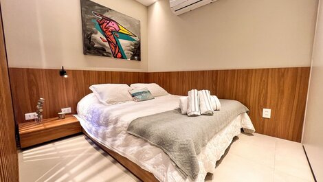 Loft moderno com jacuzzi e rooftop com piscina
