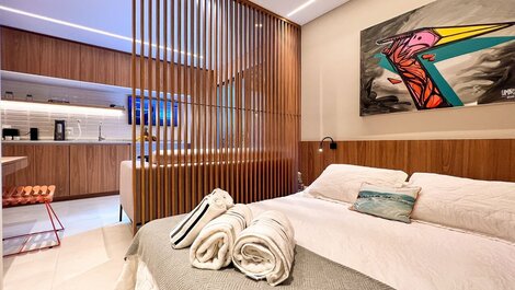 Loft moderno com jacuzzi e rooftop com piscina