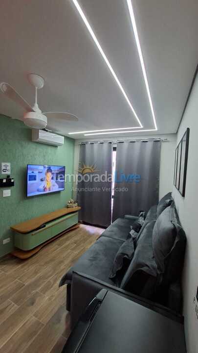 Apartamento para aluguel de temporada em Praia Grande (Guilhermina)