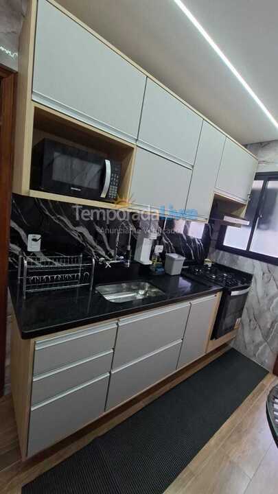 Apartamento para aluguel de temporada em Praia Grande (Guilhermina)