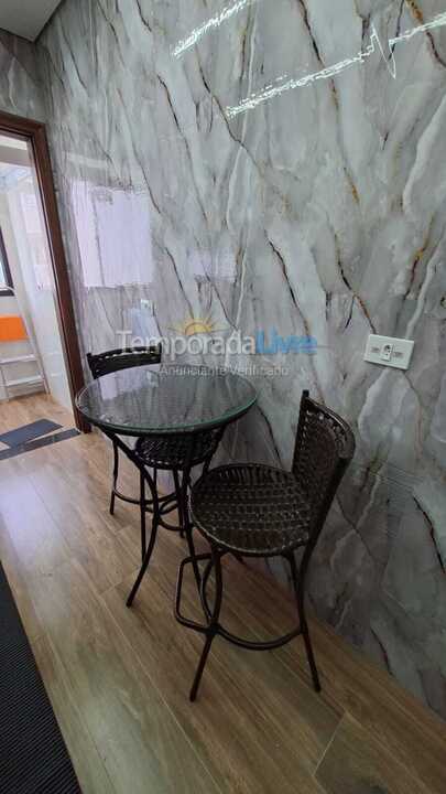 Apartamento para aluguel de temporada em Praia Grande (Guilhermina)