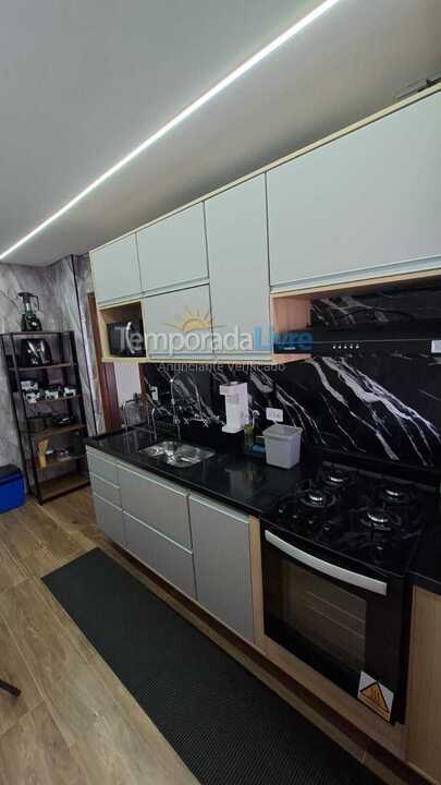 Apartamento para aluguel de temporada em Praia Grande (Guilhermina)