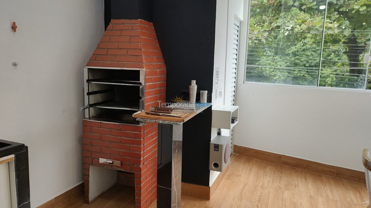 House for vacation rental in Guarujá (Pereque)