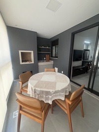 Lindo apartamento no melhor condomínio da Praia de Palmas