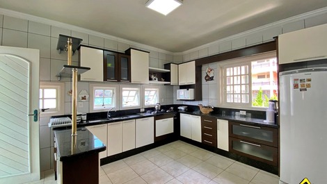 House 2 Sleeps - Bairro Centro