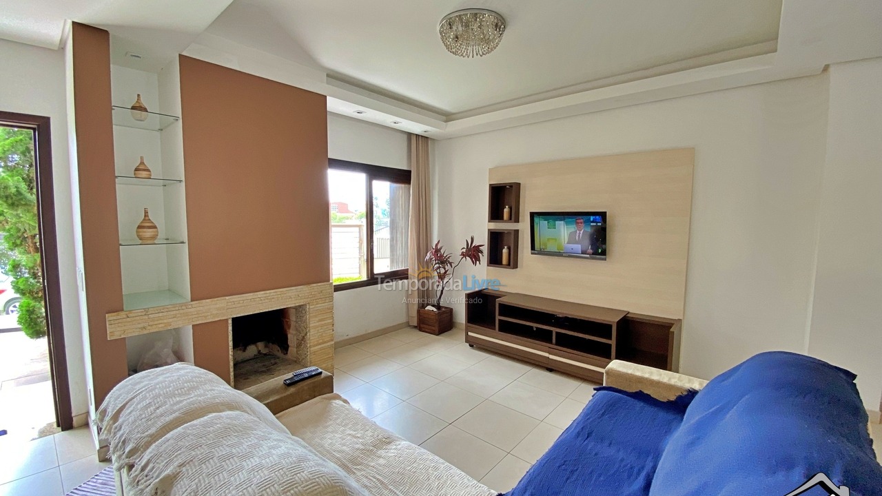 Casa para alquiler de vacaciones em Torres (Centro)