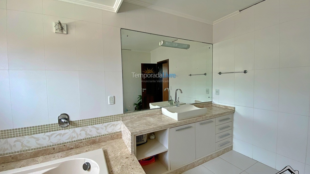 Casa para alquiler de vacaciones em Torres (Centro)