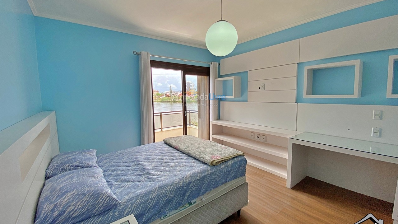 Casa para alquiler de vacaciones em Torres (Centro)