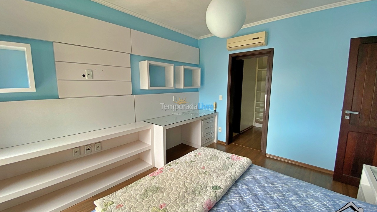 Casa para alquiler de vacaciones em Torres (Centro)