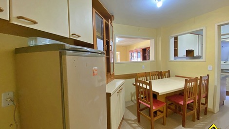New Year's Eve 2027 - House with 4 Bedrooms - 5 Blocks from the Beach - Praia Grande
