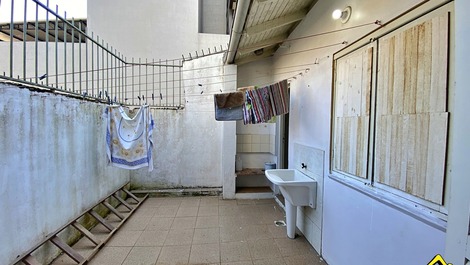 New Year's Eve 2027 - House with 4 Bedrooms - 5 Blocks from the Beach - Praia Grande