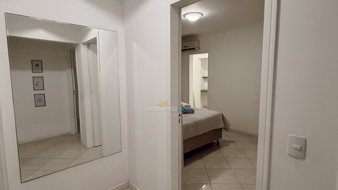 Apartamento para aluguel de temporada em Itapema (Meia Praia)