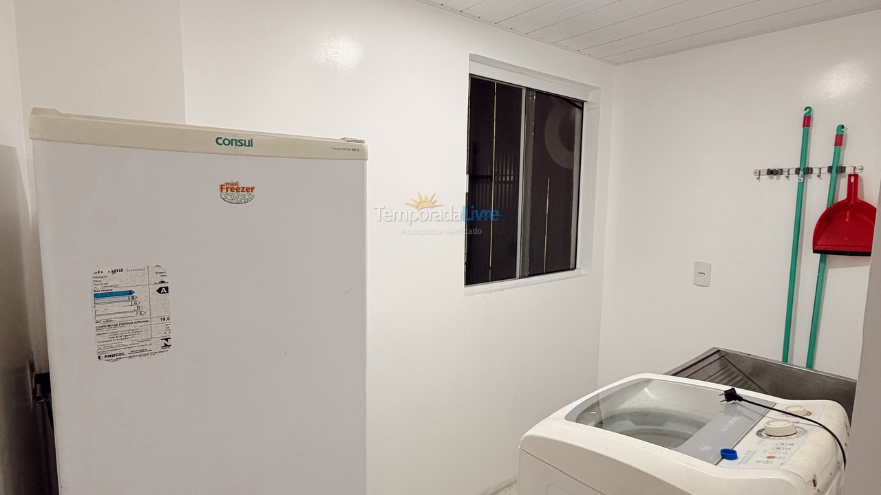 Apartamento para aluguel de temporada em Itapema (Meia Praia)