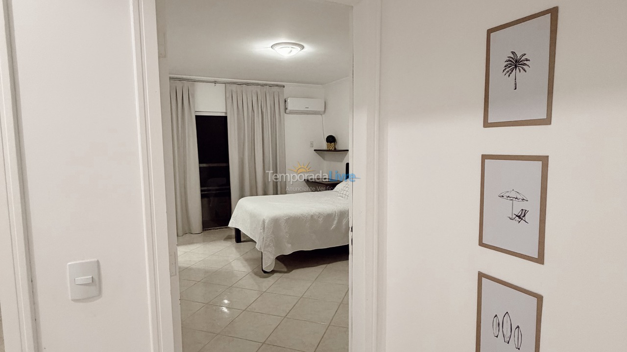 Apartamento para aluguel de temporada em Itapema (Meia Praia)