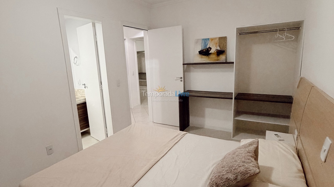 Apartamento para aluguel de temporada em Itapema (Meia Praia)