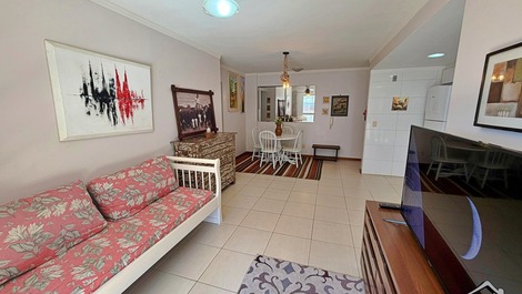 New Year's Eve - 2-Bedroom Apartment (AC) - 1 Block from the Beach - Prainha