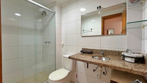 New Year's Eve - 2-Bedroom Apartment (AC) - 1 Block from the Beach - Prainha