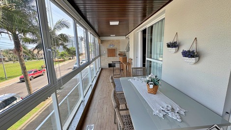 New Year's Eve - 2-Bedroom Apartment (AC) - 1 Block from the Beach - Prainha