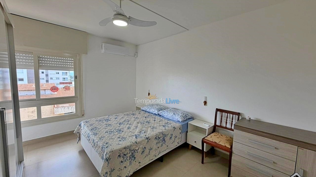 Apartamento para aluguel de temporada em Torres (Prainha)