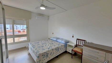 Réveillon - Cobertura c/ 3 Quartos (2 c/ AR) - 2 Quadras Mar - Prainha