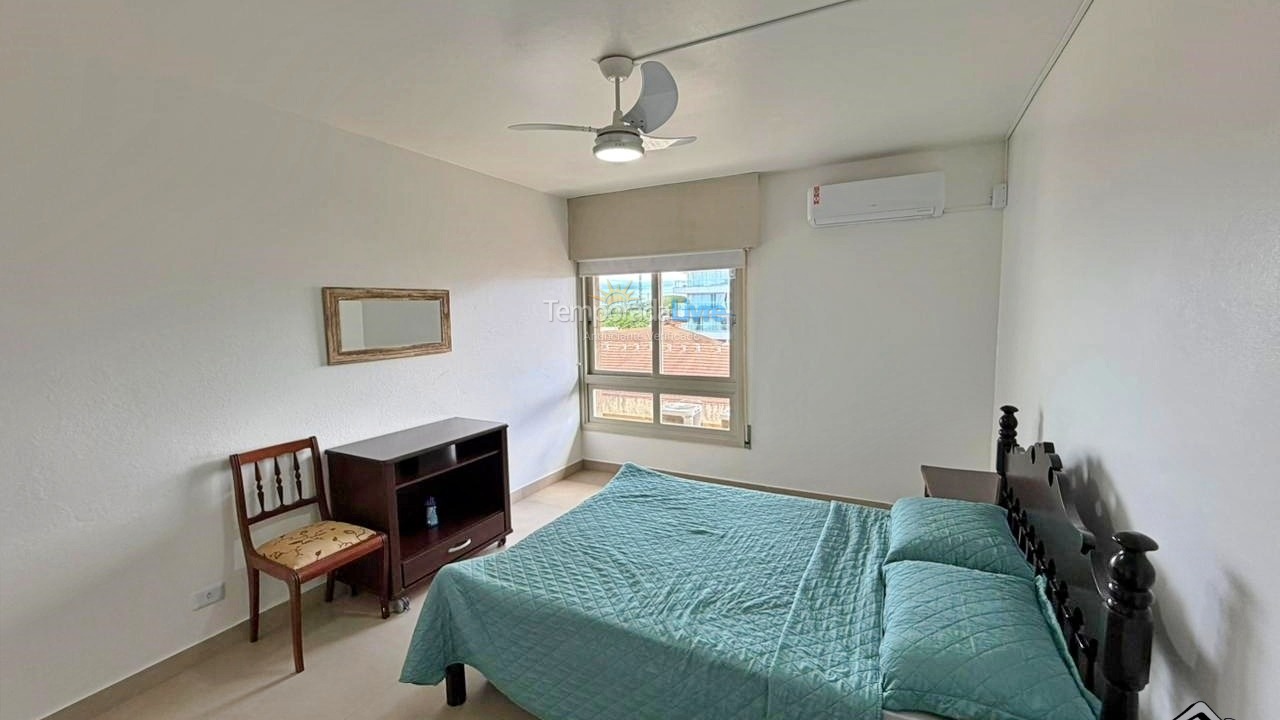Apartamento para aluguel de temporada em Torres (Prainha)