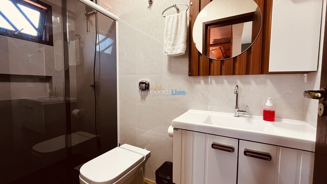 Casa para aluguel de temporada em Florianópolis (Praia de Ponta das Canas)