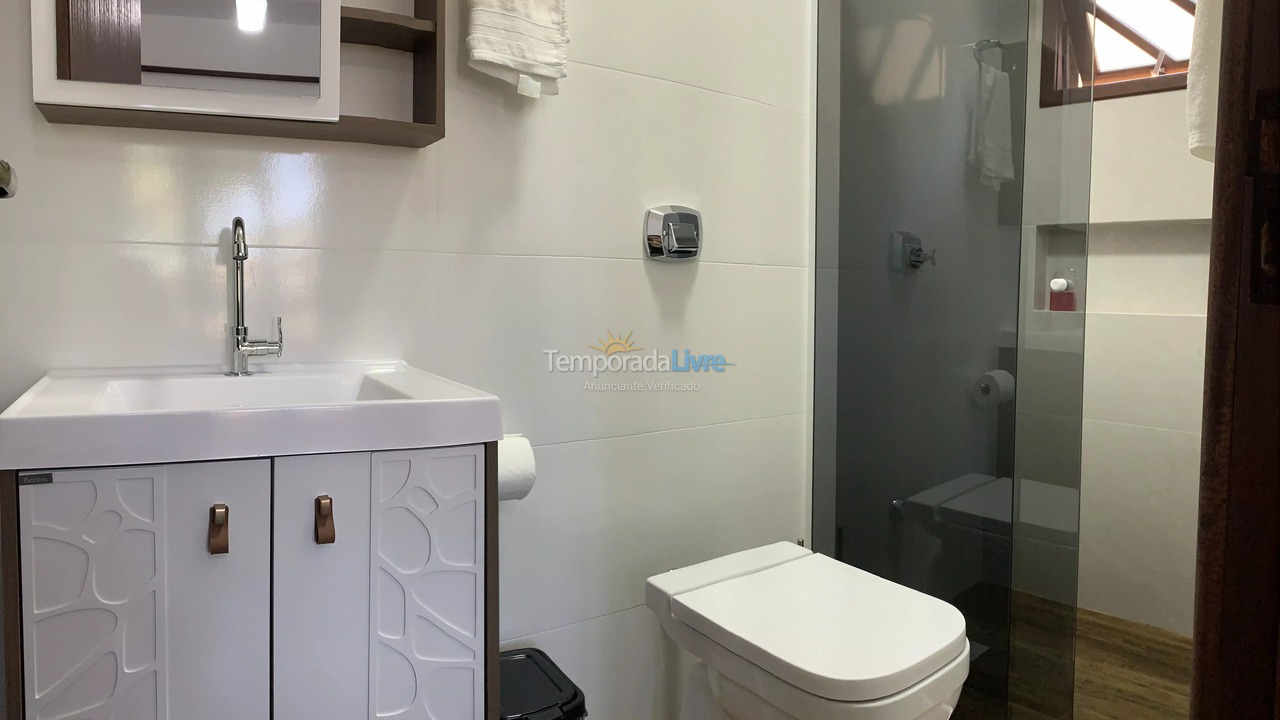 Casa para aluguel de temporada em Florianópolis (Praia de Ponta das Canas)