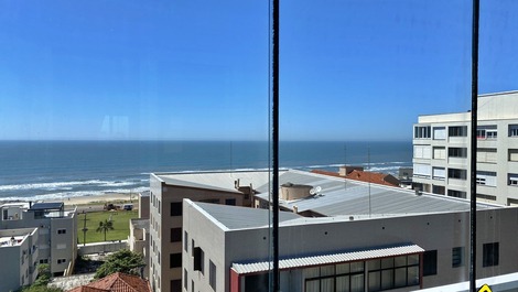 New Year's Eve 2027 - 3-Bedroom Apartment - 1 Block from the Beach - Beautiful View