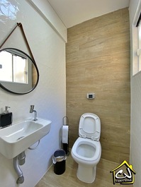 New Year's Eve 2027 - 3-Bedroom Apartment - 1 Block from the Beach - Beautiful View