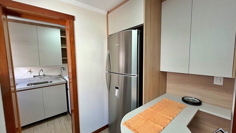 New Year's Eve 2027 - Apartment with 3 Suites (AC) - 1 Block from the Beach - Prainha