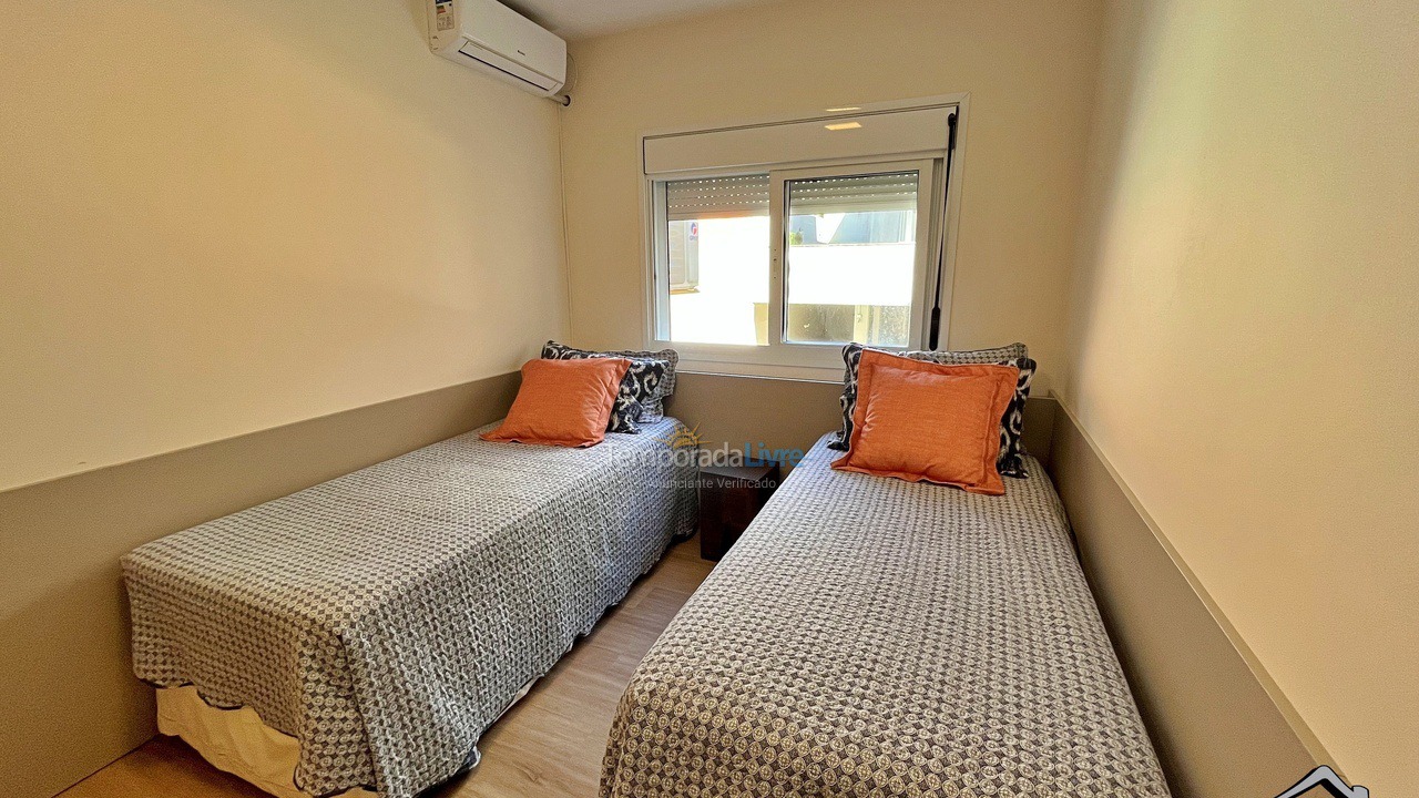 Apartment for vacation rental in Torres (Prainha)