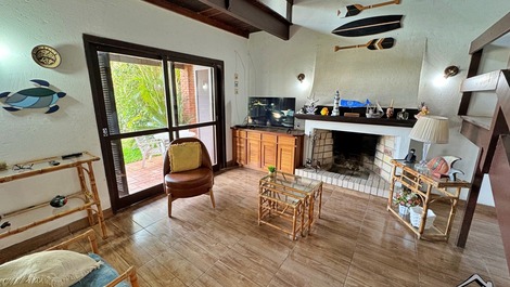 New Year's Eve 2027 - House with 5 Bedrooms (2 Suites) - Swimming Pool - Praia Grande