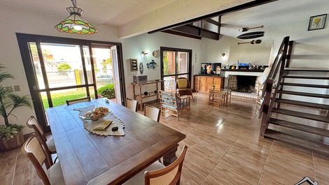 New Year's Eve 2027 - House with 5 Bedrooms (2 Suites) - Swimming Pool - Praia Grande