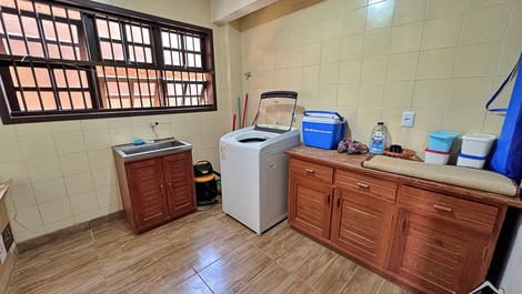 New Year's Eve 2027 - House with 5 Bedrooms (2 Suites) - Swimming Pool - Praia Grande