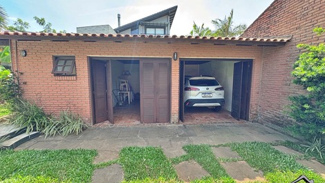 New Year's Eve 2027 - House with 5 Bedrooms (2 Suites) - Swimming Pool - Praia Grande
