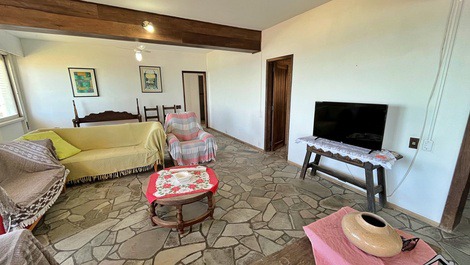 New Year's Eve 2027 - Apartment with 5 Bedrooms - 1 Block from the Beach - Beautiful View
