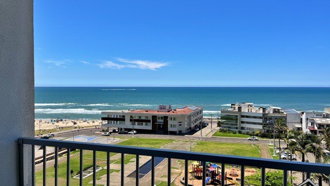 New Year's Eve 2027 - Apartment with 5 Bedrooms - 1 Block from the Beach - Beautiful View