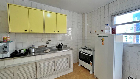New Year's Eve 2027 - Apartment with 5 Bedrooms - 1 Block from the Beach - Beautiful View