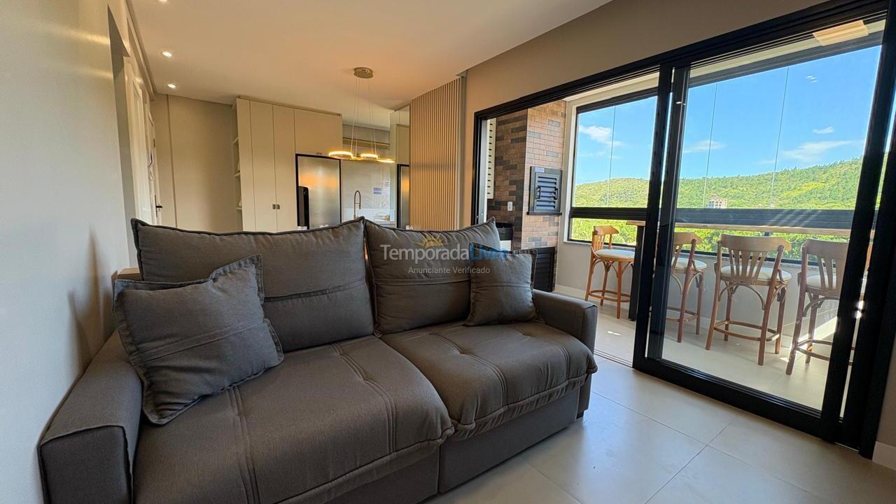 Apartamento para aluguel de temporada em Governador Celso Ramos (Palmas)